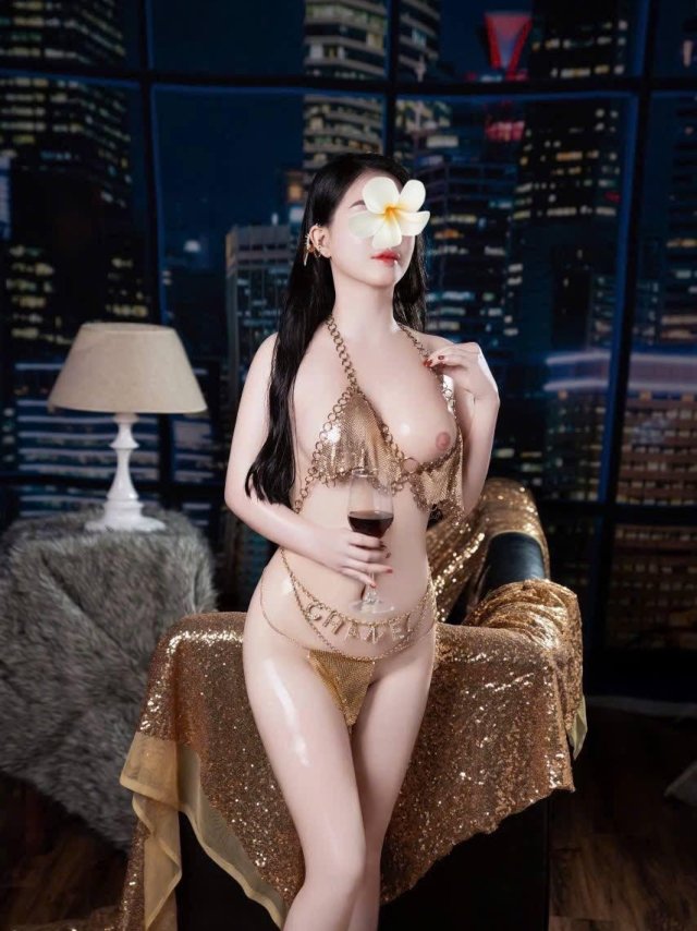 Linh Thư – Gái Gọi Non Tơ Body Ngon, Giá Hợp Lý Tại Quận Gò Vấp