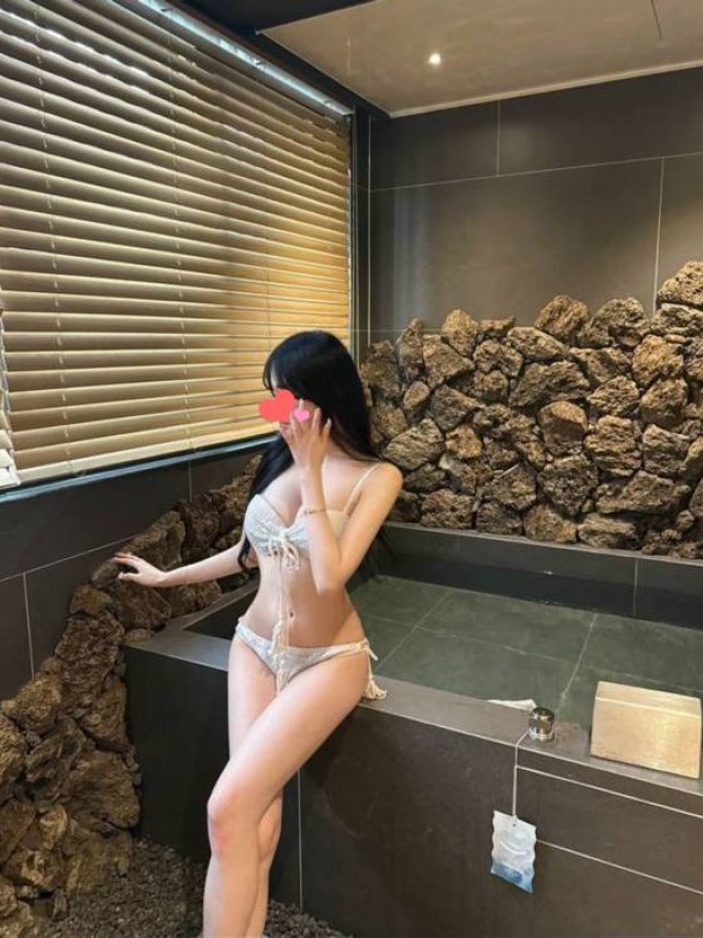 Như Ý – Gái Gọi Tân Uyên Cao Cấp, Hot Girl Dáng Chuẩn, Mặt Xinh Gặp Là Ghiền!