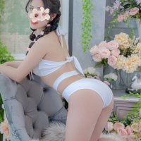 Phương Linh – Body Nóng Bỏng, Kỹ Năng Đỉnh Cao Tại Sài Gòn